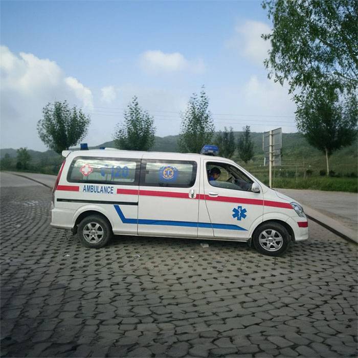 甘肃平凉地区人民医院预约私人救护车转运到成都青白江区人民医院 救护车如何收费 出租公司