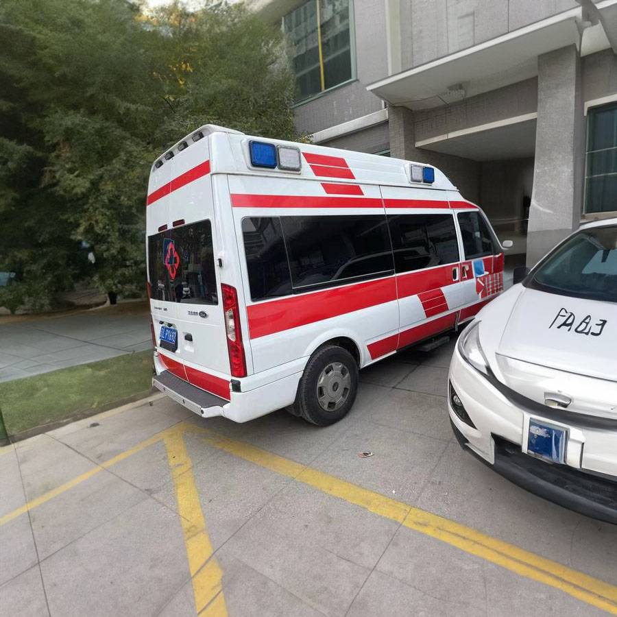 兰州大学医院私人救护车出租到广汉市小汉镇中心卫生院 出租救护车多少钱