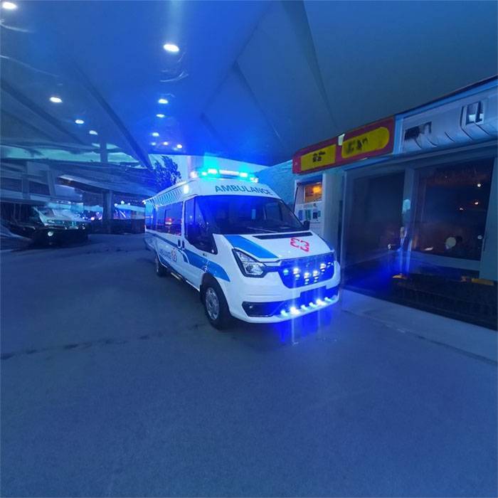 甘肃兰州城关私人救护车出租到博尔塔拉蒙古 救护车出租运送病人