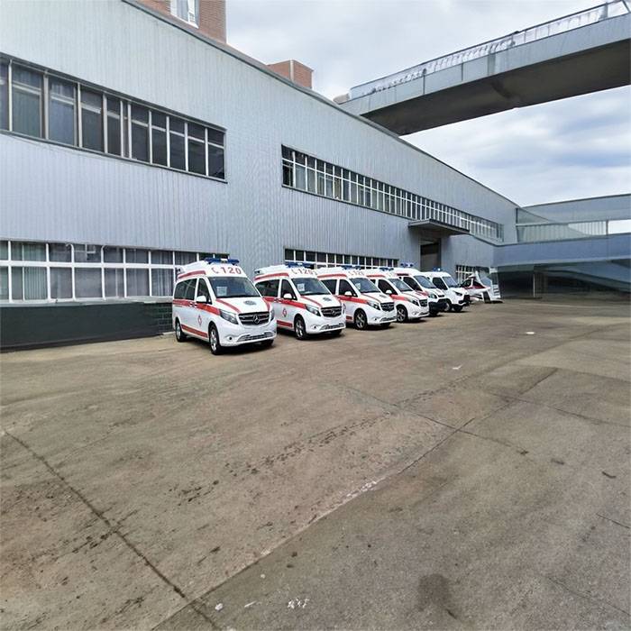 甘肃酒泉市人民医院私人救护车租赁到塔河林业局职工医院 私人救护车出租多少钱