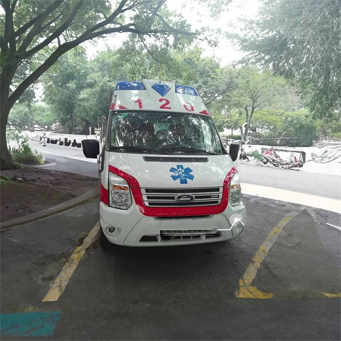 甘肃兰州皋兰非急救病人转运车到昌都地区昌都县 医院救护车出租