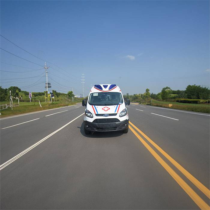 甘肃酒泉市人民医院租赁私人救护车到铜陵市第三人民医院 救护车如何收费出租