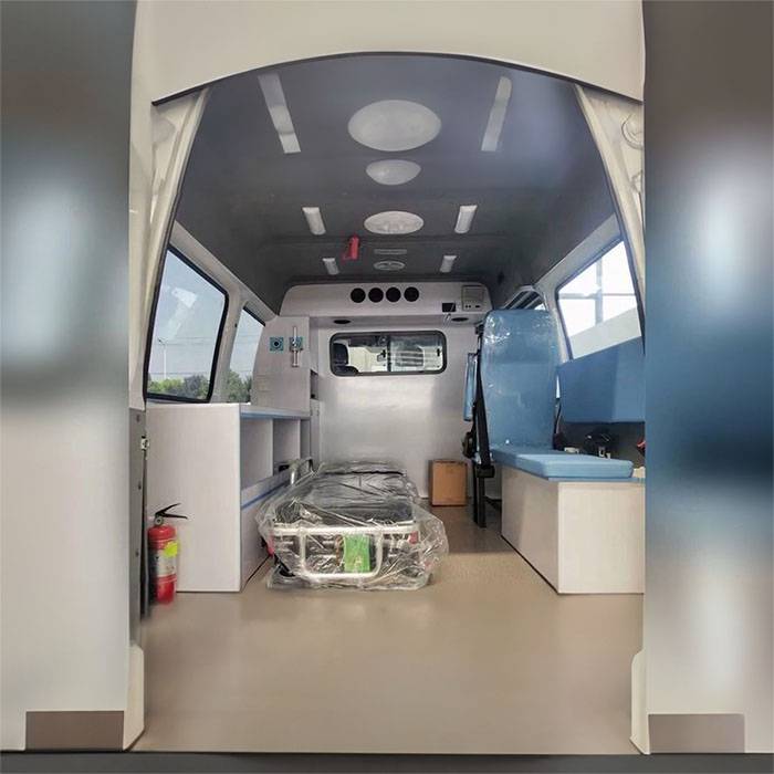 甘肃省兰州皋兰医院急救车护送到张家口市张北县 租赁救护车救护车