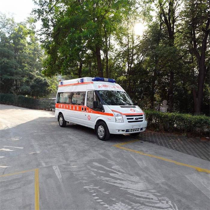 甘肃省肿瘤医院出租急救车护送到太原市尖草坪区向阳医院 救护车出租长途多少钱