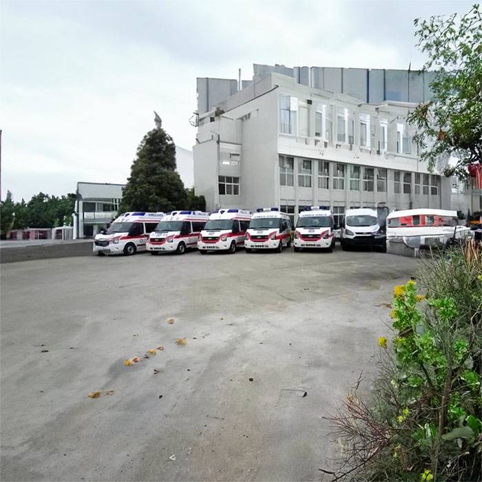 甘肃兰州安宁私人救护车出租到湖州市 120救护车出租