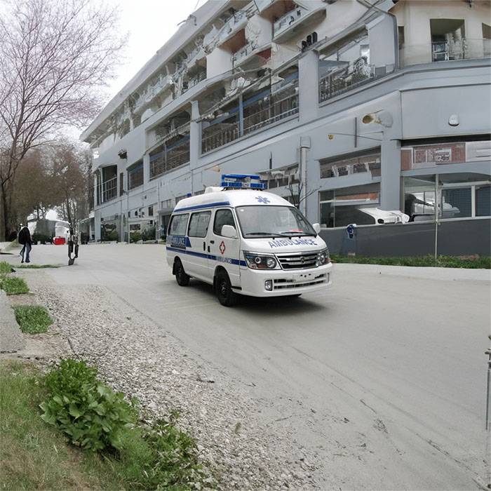 酒泉市金塔县医院救护车转运到恩施土家族苗族利川市 租赁救护车电话号码