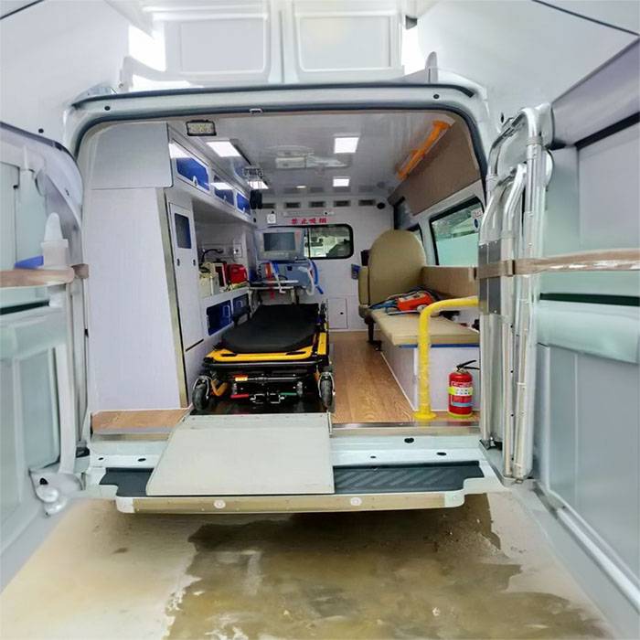 甘肃中医药大学附属医院私人救护车租赁到琼山区华厦康复中心 救护车出租租车多少钱