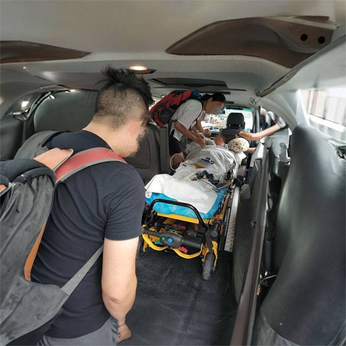 兰州区总医院租赁私家救护车到齐齐哈尔市工交医院 救护车出租电话哪里有