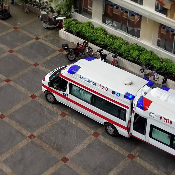 兰州区总医院租赁私家救护车到朝阳区将台医院 那里有救护车出租 多少钱