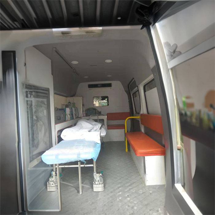 甘肃省人民医院租赁私人救护车转运到西安市皇城医院 哪里有救护车出租 多少钱