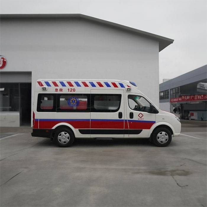 中国人民第四七三医院租赁私人救护车转运到新疆有色阿勒泰矿医院 长途救护车出租有哪些公司