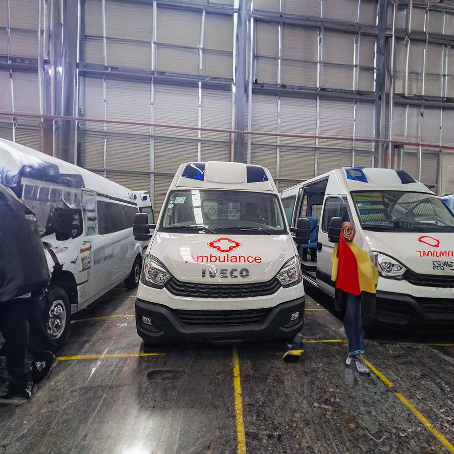 甘肃中国人民医院租120私人急救车到中国汽车集团专用车厂职工医院 救护车出租电话多少钱