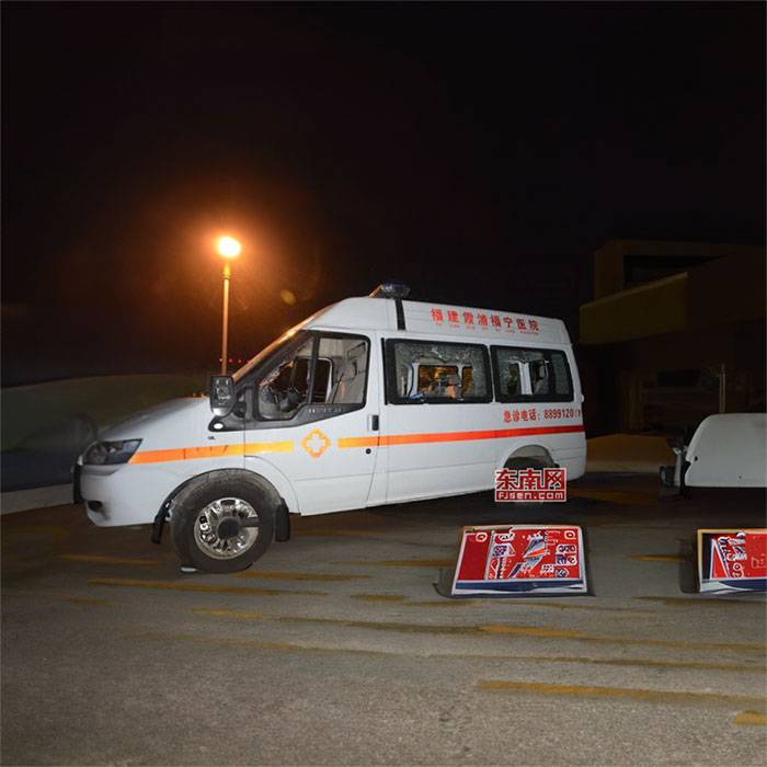 甘肃兰州非急救病人转运车护送到桂林市灵川县 出一趟救护车需要多少钱