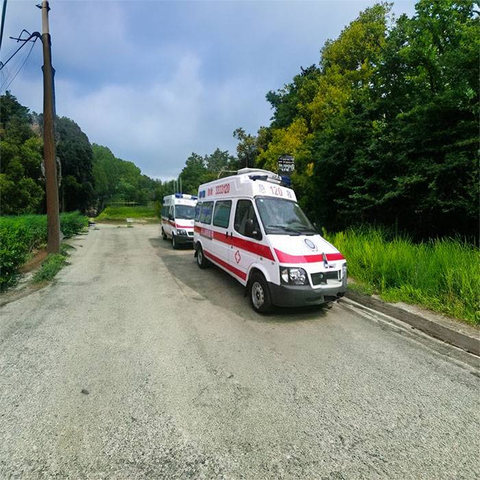 甘肃省医学科学研究院租赁私家救护车到洪山煤矿职工医院 有哪里救护车出租转院