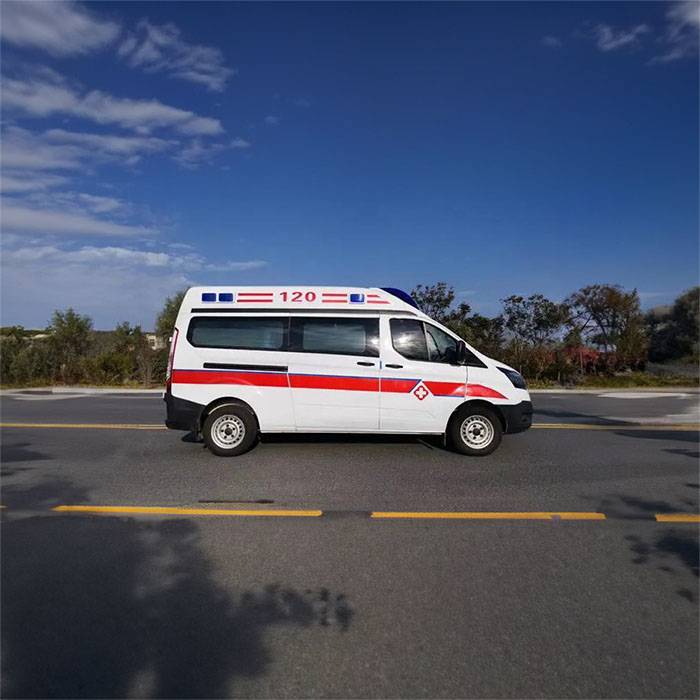 甘肃兰州红古救护车护送到淄博市张店区 租赁长途救护车