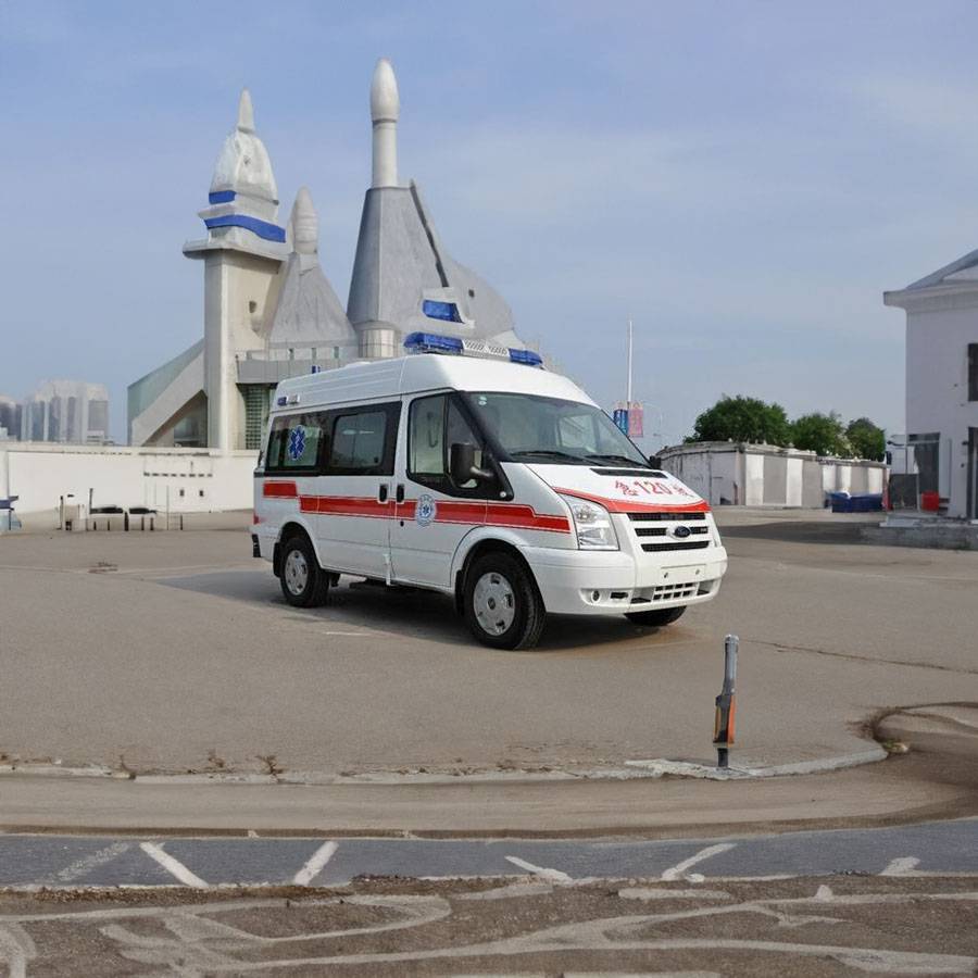 兰州区总医院租赁私家救护车转院到南汇县中心医院 救护车辆出租价格多少