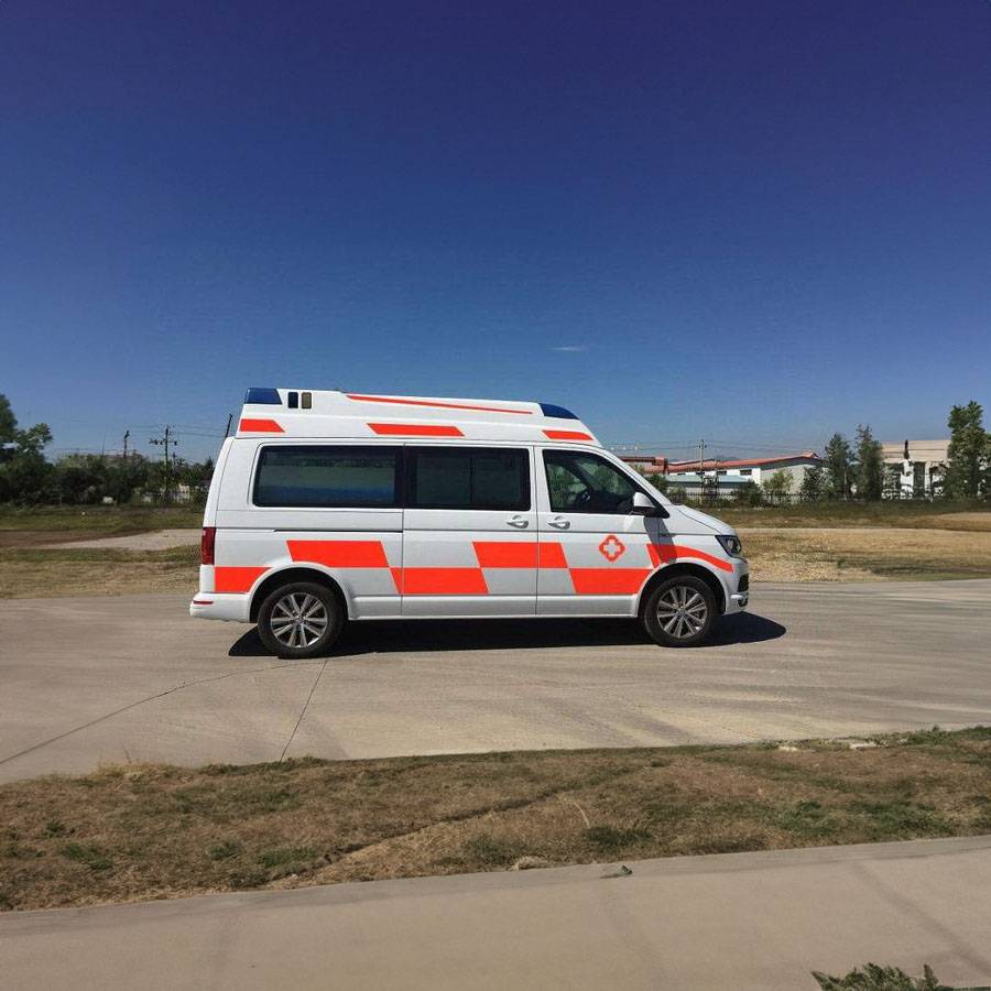 甘南藏族合作市正规120救护车转院到自贡市富顺县 救护车出租热线