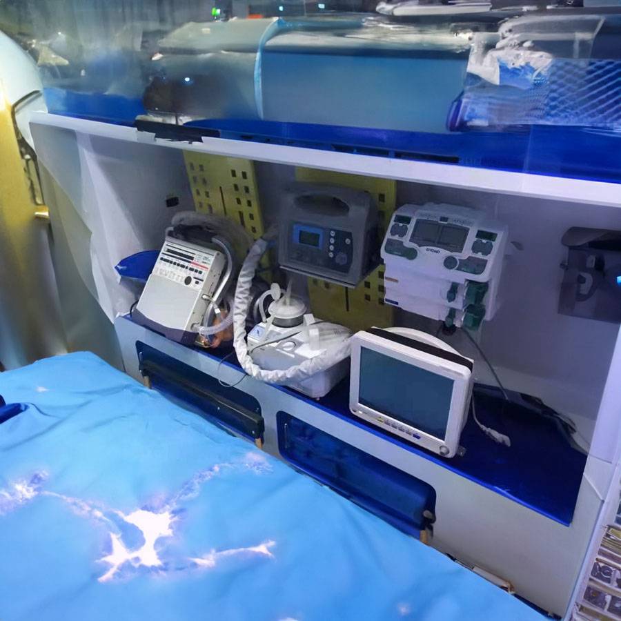 甘肃兰大二院120私人救护车租赁到东至县人民医院 救护车出租多少钱