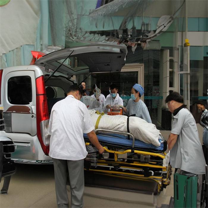 甘肃省中医院租赁私人救护车转运到阿巴嘎旗医院 急救救护车出租哪里专业