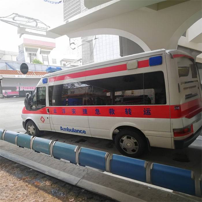 中国人民第四七三医院租私家救护车转院到上犹县妇幼保健所 私人救护车出租多少钱