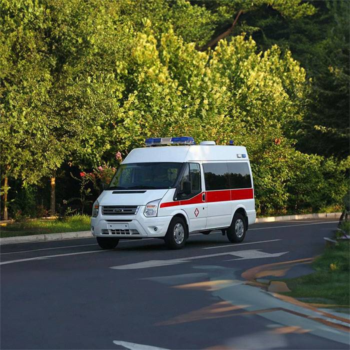 兰州大学医院东岗院区租120私人急救车到凌源市妇幼保健站 救护车出租公司哪里实惠