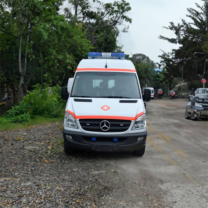 兰州人民医院租用私人救护车护送到茂名市妇幼保健院 私人120救护车出租多少钱
