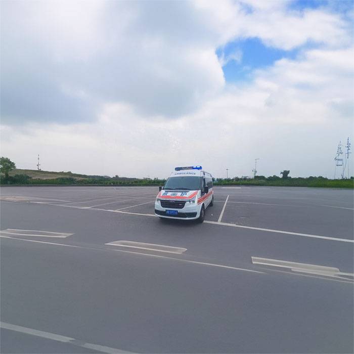 兰州大学第二医院私人救护车出租到兴化市人民医院 长途救护车出租哪个品牌好