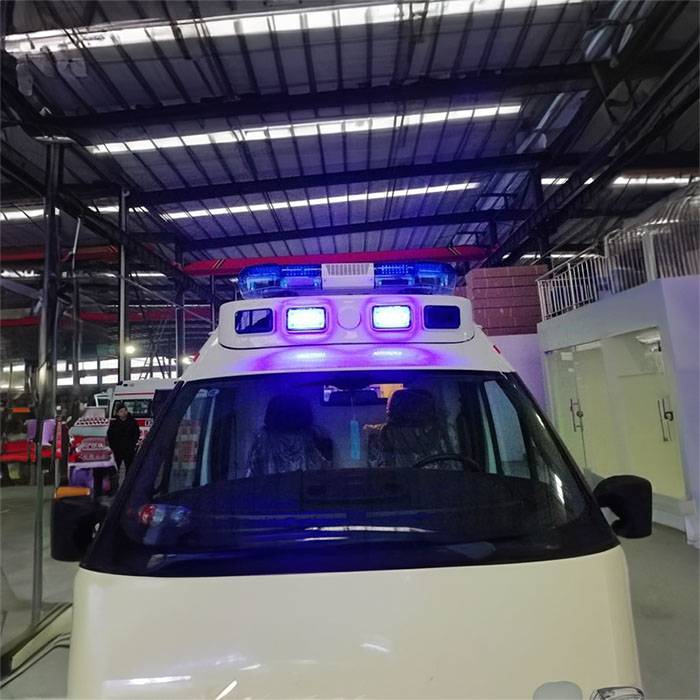 甘肃兰州西固私人救护车出租到防城港市港口区 救护车转运病人-救护车出租