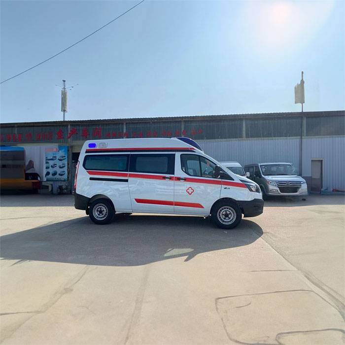 甘肃庆阳市人民医院租赁私人救护车转运到巴马县民族医院 救护车出租价格大概多少钱一公里