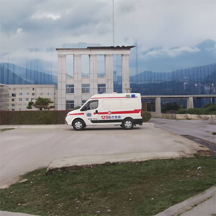 庆阳市西峰区私人救护车转运到景德镇市昌江区 救护车租赁电话
