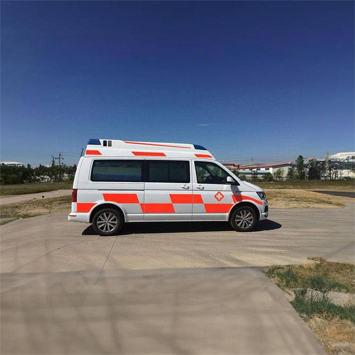 甘肃省兰州七里河急救车转运到攀枝花市东区 私人救护车租车多少钱