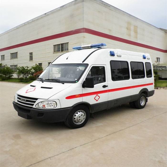 兰州区总医院安宁分院租私家救护车转院到密云县滨阳医院 120救护车出租费多少钱