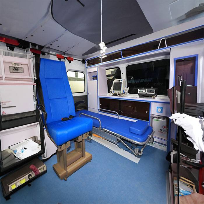 甘肃兰州永登私人救护车出租到佳木斯市抚远市 救护车租赁