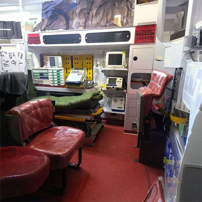 甘肃兰州榆中区非急救病人转运车出租到曲靖市富源县 救护车租赁