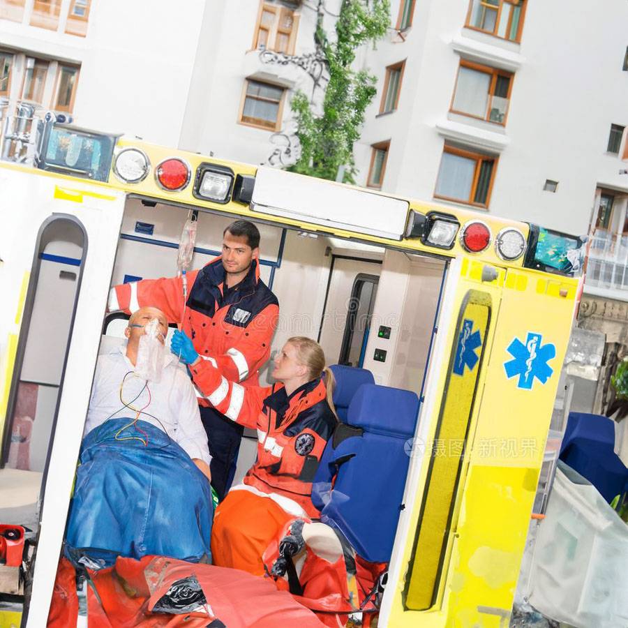 兰州人民医院租赁私家救护车转院到维西县保健站 转院救护车出租要多少钱