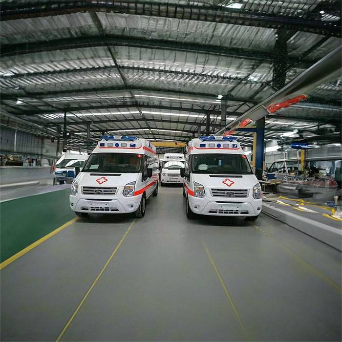 兰州区兰州总医院租用私人救护车护送到广东省交通医院 救护车出租一般多少钱租赁
