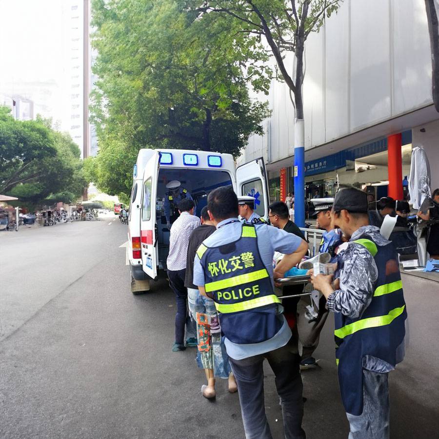 甘肃兰州新区市救护车电话 上救护车多少钱 今日推荐