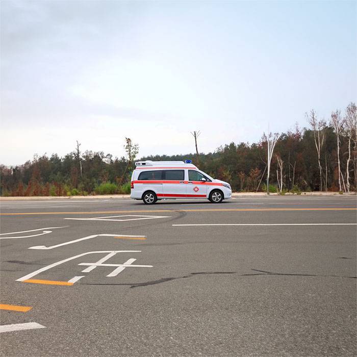 兰州大学第二附属医院租赁正规救护车到禄丰县人民医院 救护车出租一次多少钱