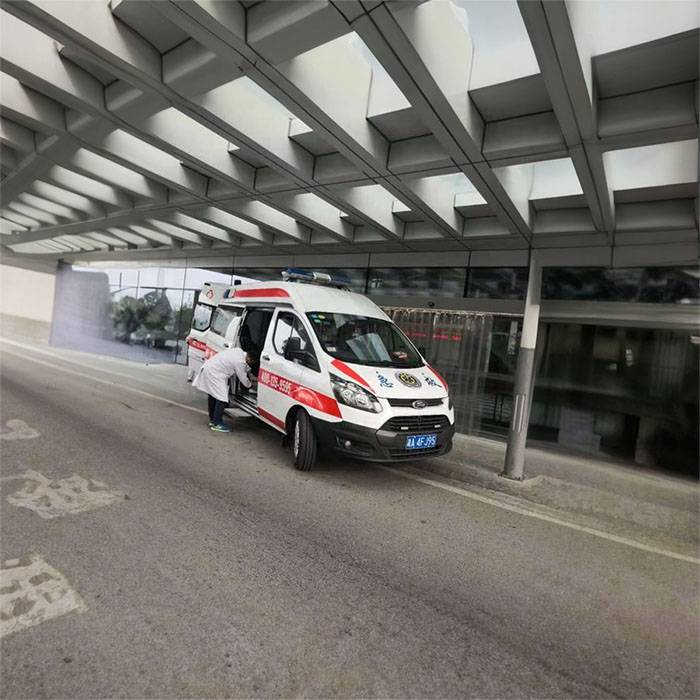 甘肃中医学院附属医院租用私人救护车护送到綦江县东溪镇中心卫生院 长途救护车出租有哪些公司