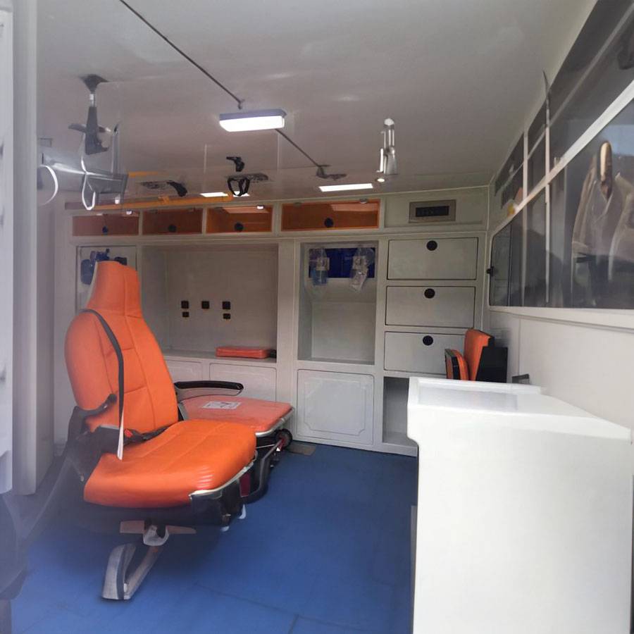 兰州榆中救护车到株洲市株洲县 救护车收费多少钱一公里