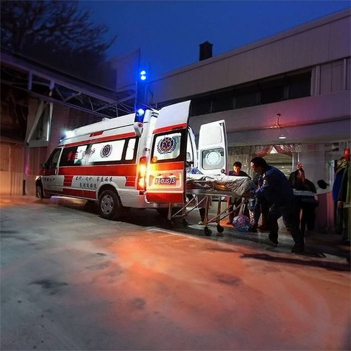 甘肃省人民医院租用私人救护车护送到柳州市箭盘山医院 医院救护车叫一次多少钱 出租公司