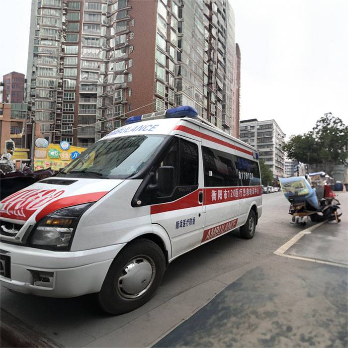 兰州大学医院东岗院区120私人救护车租赁到蒲城县康复骨伤医院 救护车如何收费出租公司
