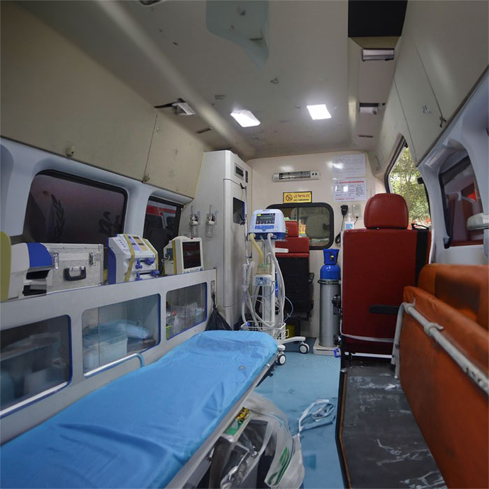 兰州市西固区租赁急救车电话 救护车带呼吸机收费多少钱 2023