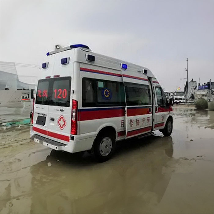 白银市靖远县医院急救车转运到哈密地区哈密市 长途转运救护车-救护车出租