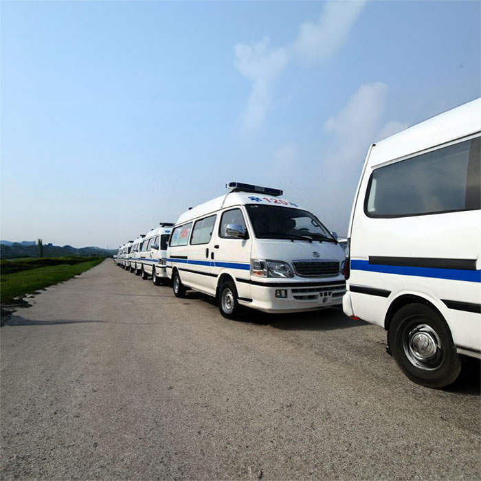 甘肃省兰州新区区急救车护送到崇左市市辖区 租用救护车出租公司