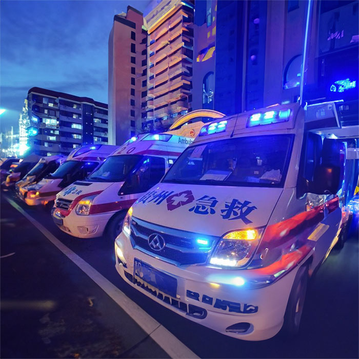 白银市市辖区医院救护车转院到百色市田东县 急救车租赁电话