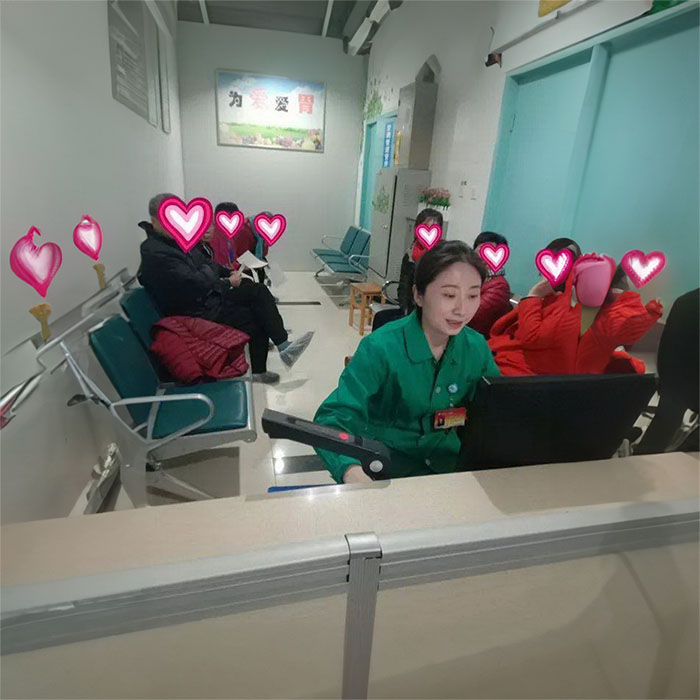 天水市人民医院私人救护车出租到麻城市人民医院 救护车哪个便宜