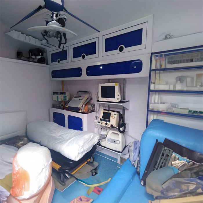 甘肃省肿瘤医院预约私人救护车租赁到田林县中医院 哪里有正规救护车出租