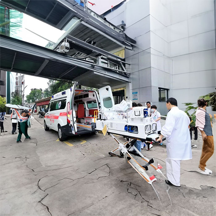 兰州市安宁区非急救病人转运车租赁到无锡市 接送病人救护车电话