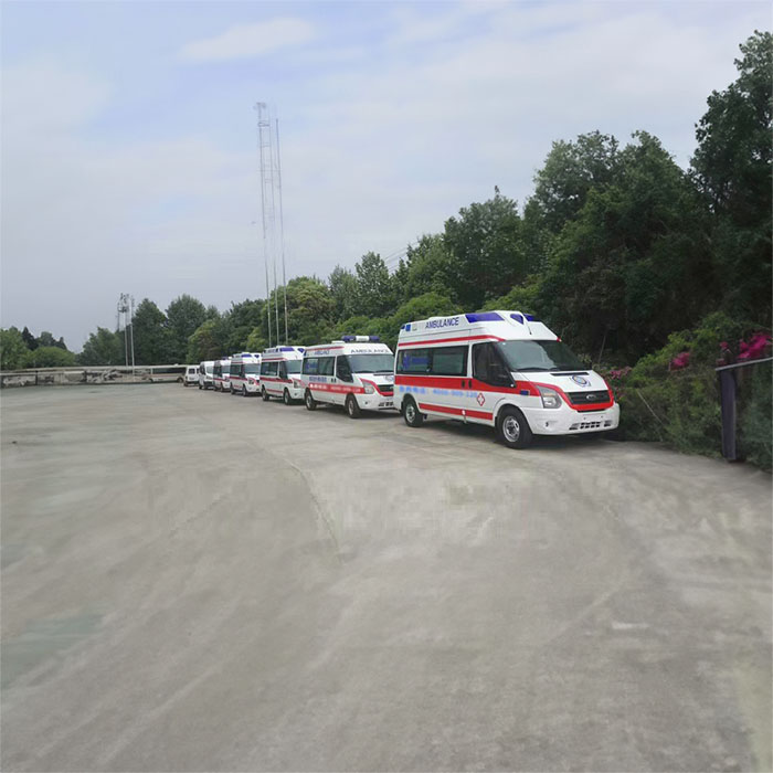 兰州区总医院救护车出租到西平县中医院 出租120救护车多少钱一公里